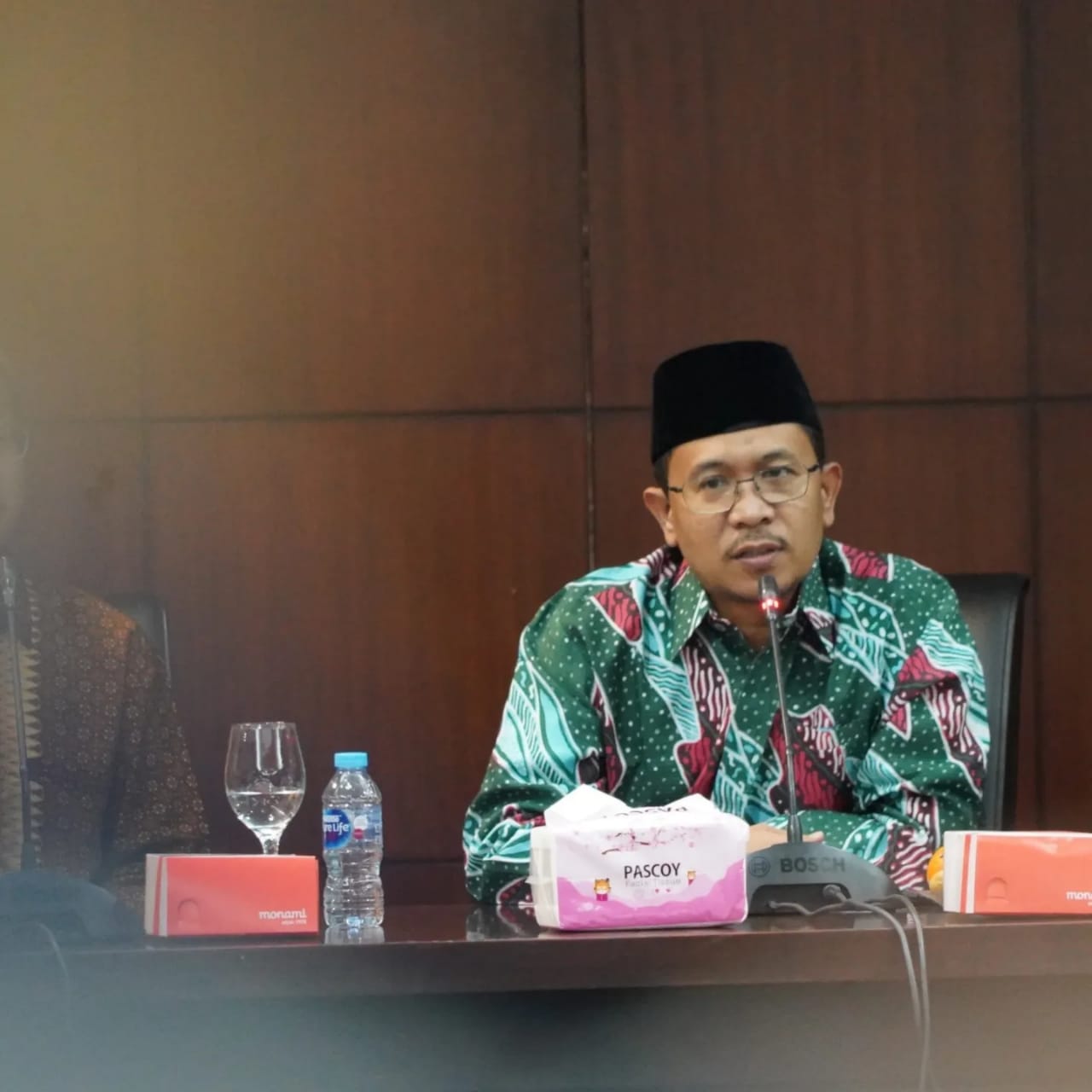 Ini Penjelasan dari Kepala Pusat Kerukunan Umat Beragama Sekretariat Jenderal Kementerian Agama Mengenai Siaran Adzan Diganti Running Text Selama Misa Paus di GBK