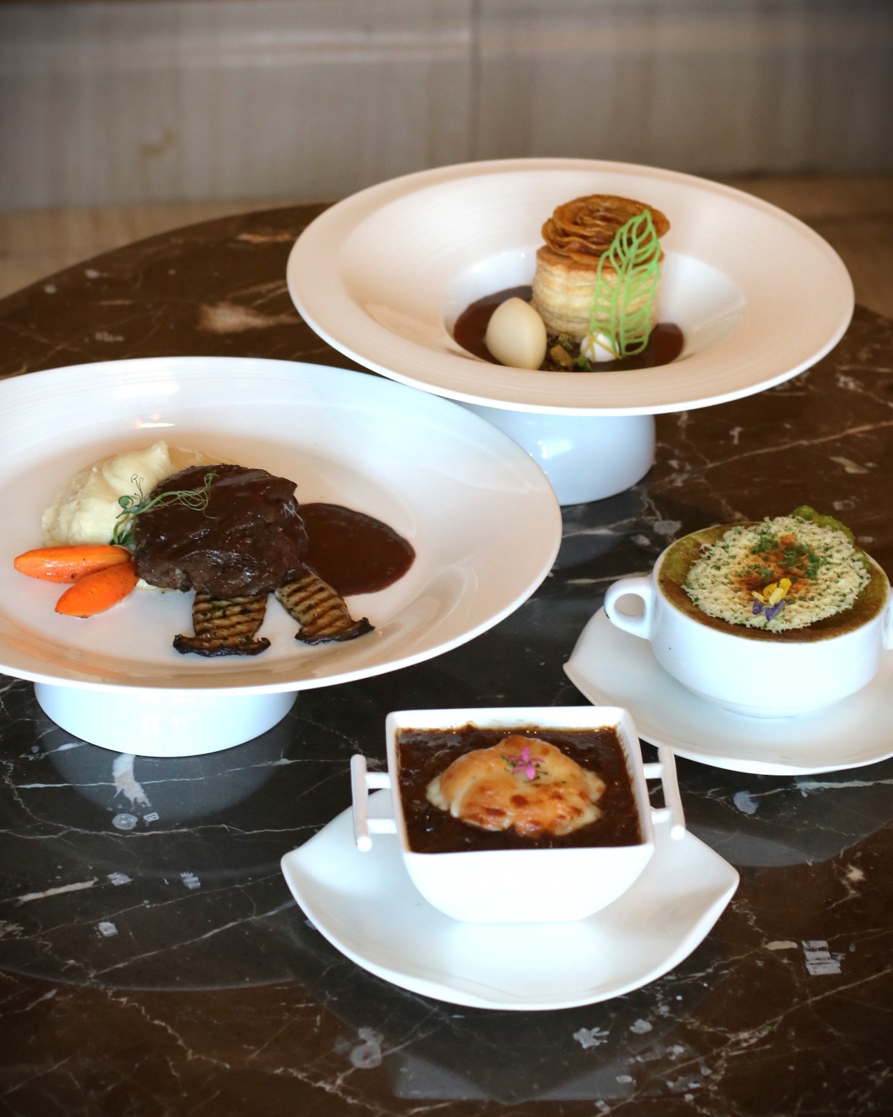 Hotel Ciputra Jakarta Hadirkan Kuliner Khas Prancis di The Gallery Restaurant