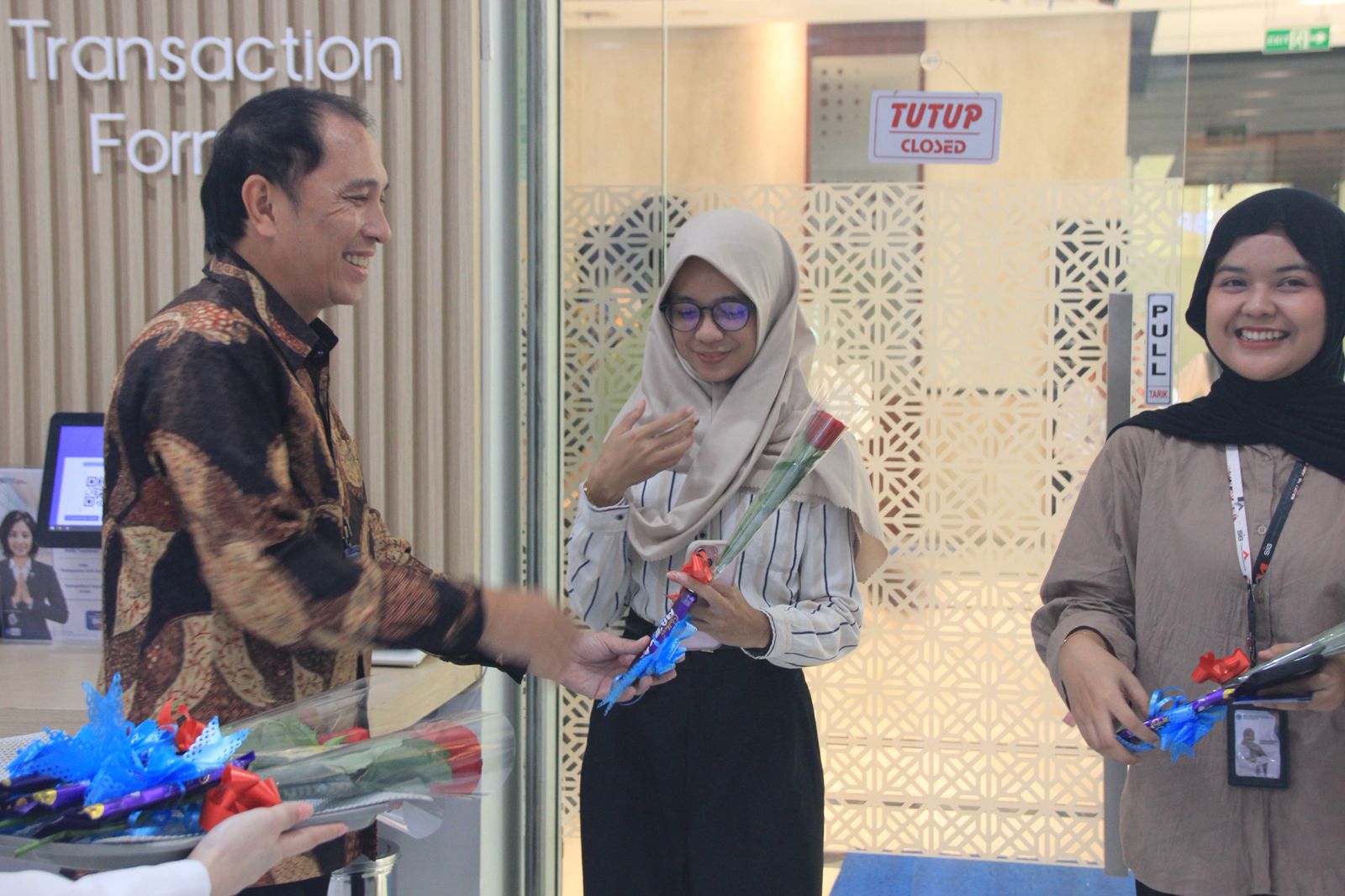 Hari Pelanggan Nasional, BRI Rasuna Said Komitmen Berikan Layanan Terbaik