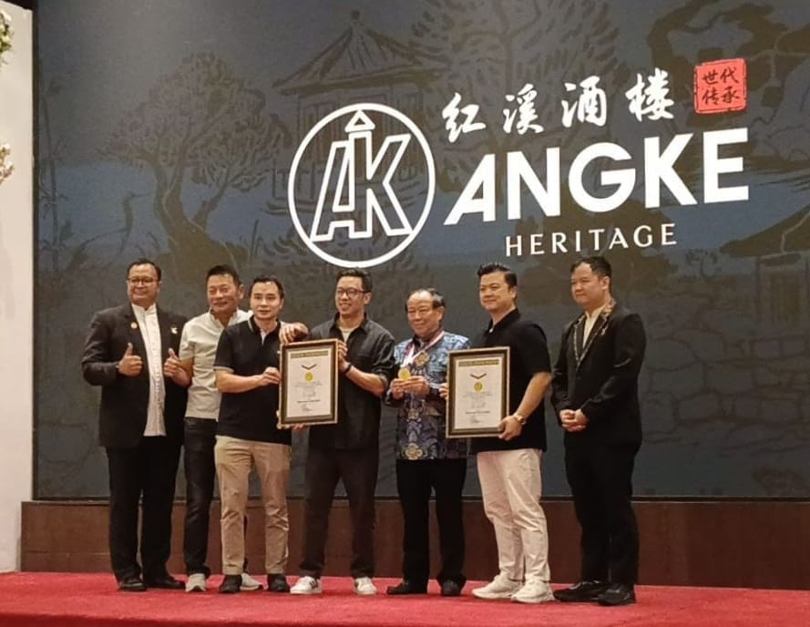 HUT ke 60 Tahun, Restoran Angke Raih Prestasi dari MURI